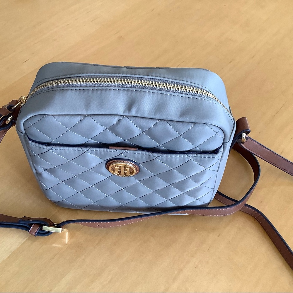 Tommy Hilfiger Quilted Crossover Bag